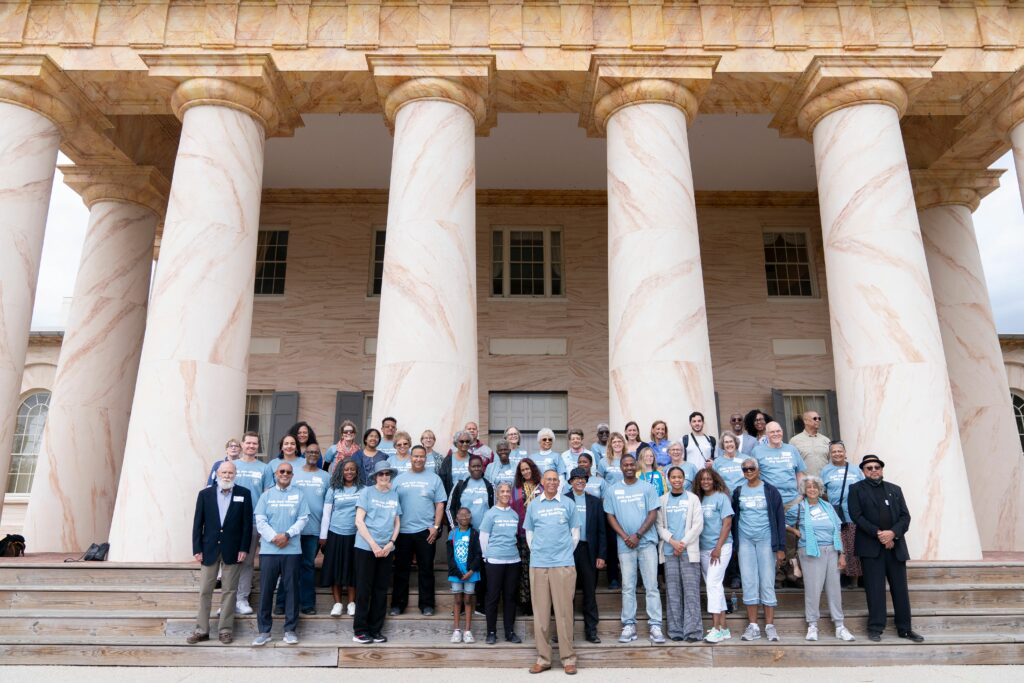 Black and White Descendants of Robert E. Lee Met For A Reunion