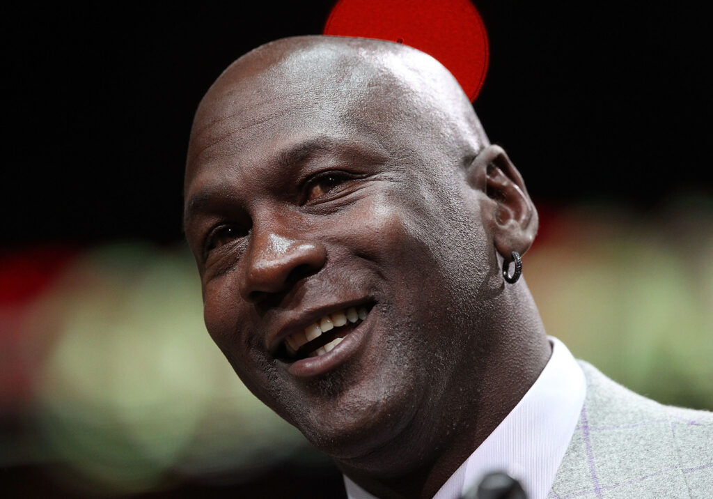 10 Years Later, Michael Jordan’s Chicago Home is Still on the Market