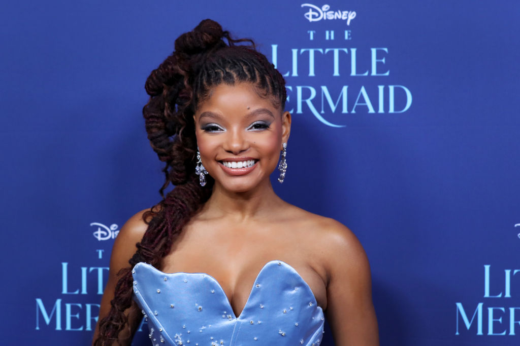 Wall Street Hopes Halle Bailey’s ‘Little Mermaid’ Boosts Theater Stocks