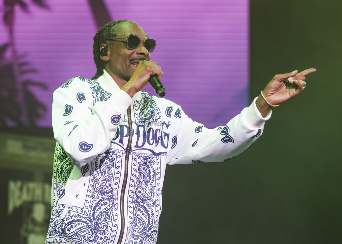 Snoop Dogg Makes $10K Donation To 93-Year-Old South Carolina Woman Fighting To Save Her Home