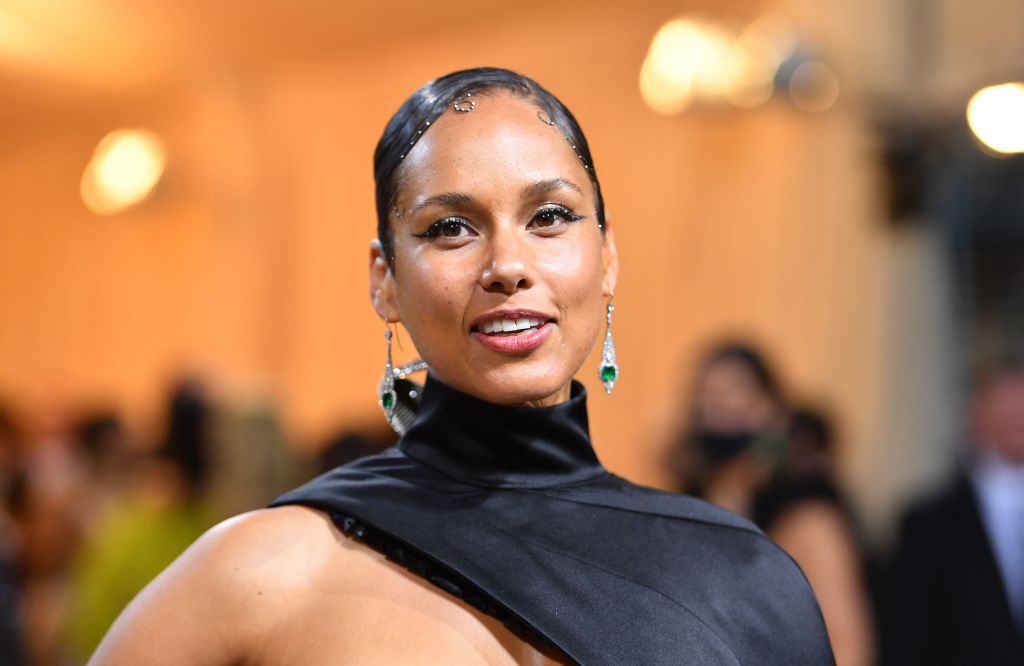 Alicia Keys To Receive 2024 Dr. Dre Global Impact Award At Recording Academy Honors